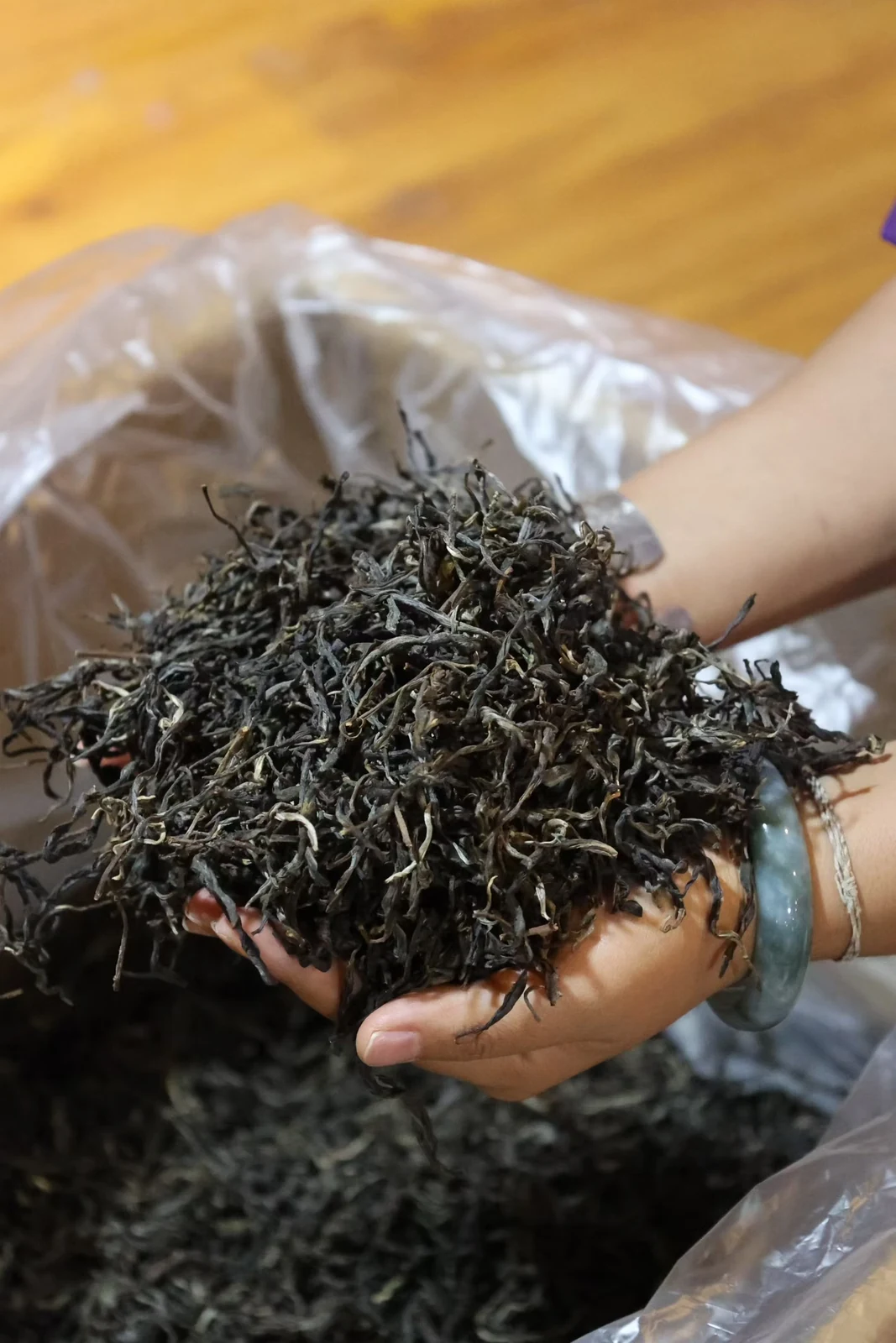 Nannuo Mountain Raw Pu-erh Tea – product detail 3 – Lanyue Tea
